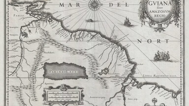 Абстрактная иллюстрация: карта и компас рядом с графиком, символ разницы между разбором ситуации и прогнозом.